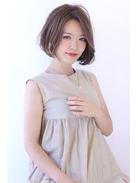 オーロ 西大寺店(ORO) 透明感あるアッシュボブ