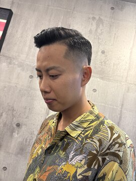 ブレイズマン(BLAZEMAN) サイドパートスタイル