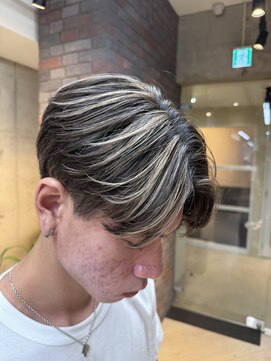 ブリッツバイレボ 船橋(BLITZ by REVO) ハイライトセンターパート【船橋/船橋駅】