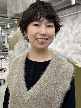 アイン(eim) イメチェン　マッシュショートパーマ