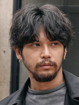 フィフス 渋谷(fifth) センターパートシャドウパーマルーズパーマ波巻きスパイラル渋谷