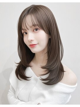 レア 表参道(L'ea) 大人ガーリーダークアッシュ似合わせカットミディアムレイヤー