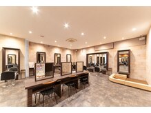 リトルカモジマ バイ ヴィーヴル(little kamojima by BIVRE)の雰囲気（徳島最大の広々空間で心置きなくおくつろぎ頂けます！！）