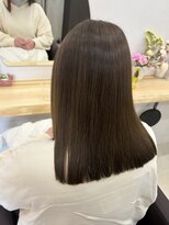 アミュー(Amyu)&nbsp;赤みを抑えた柔らかオリーブベージュ