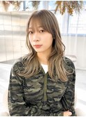 岡山レイヤーカット20代30代ミルクティーベージュブリーチカラー