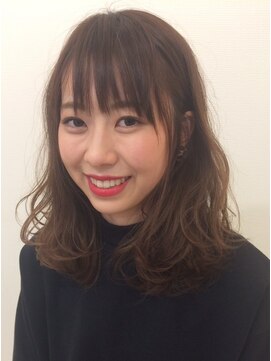 プラウド(proud) アッシュ ミディアム 前髪