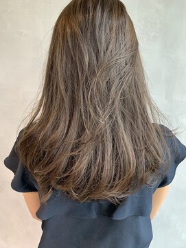 キチ(kichi.) [kichi.] カーキベージュ×ゆるロング