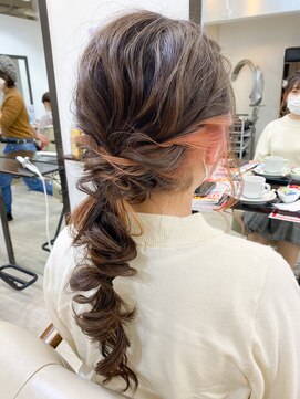 クラン 岡本(Chlan) 着物ヘアに◎イヤリングカラー×編みおろしスタイル