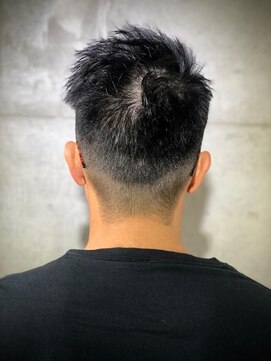 バーバーバー 八広(BARBER-BAR) 大人ベリーショート　【バーバーバー　八広】