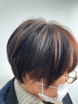 ビーハイブ ギフト(BeeHIVE GIFT) 大人グレージュショート