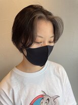 ジレ(giLet) ショートボブ×センターパート×フェイスフレミング