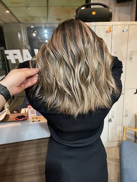 ラフ(LAFF) #バレイヤージュ#グレージュカラー#ボブウルフ#ココアベージュ