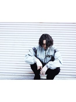 “オシャレ感”をプラスした、再現性の高いスタイルをご提案。ON・OFFどちらもキマるスタイルに！