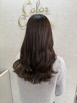 カラークチュール(Color Couture)&nbsp;黒髪/ホブ/切りっぱなし/ネイビー/小顔カット/ピンクグレージュ