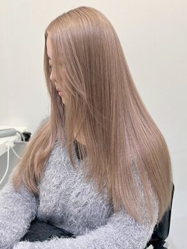 ランテルディ 渋谷(LANTERDIT) ミルクティーベージュ ハイトーン ブリーチ レイヤーカット 美髪