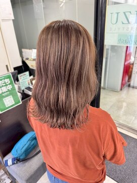 アイズ 本厚木(AIZU) ハイトーンカラー