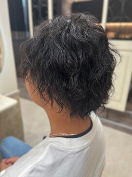 ミュミュ(mu-mu) ツイストスパイラルパーマ11.9フェザーパーマ