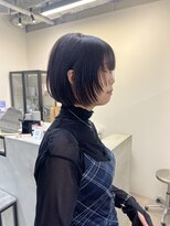 ユニ 江坂(Uni.)&nbsp;ショートボブ　レイヤーカット