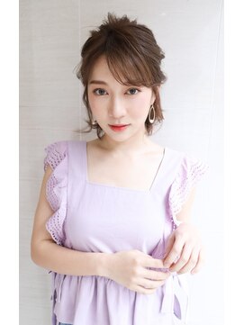 オーロ(ORO) 簡単パーティーハーフアップ