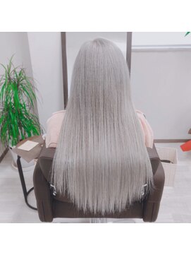 ウルティア(ulutia) ホワイトシルバー