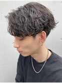 波巻きパーマセンターパートツイストパーマメンズマッシュパーマ