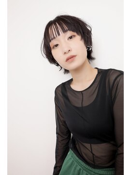 イリス(Iris.) ショート×ウルフ