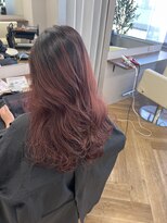 シカ 神戸三宮元町店(Cica)&nbsp;赤カラー 韓国ヘア 髪質改善 ブリーチ 三宮 神戸