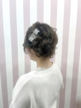 ゴート アミティ(G.O.A.T AMITY) ガーリースタイル/心斎橋/ヘアメ/セットサロン