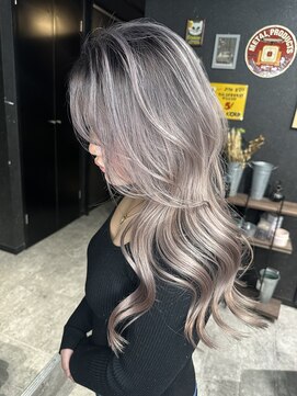 バトー(bAteAu) シャドウルーツカラー