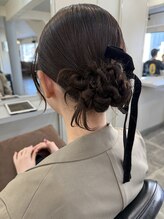 イズミ(izumi)&nbsp;ヘアアレンジ