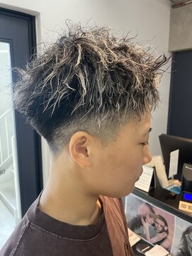 ディクト(D.C.T.) #メンズパーマ#ハイライト#フェードスタイル