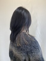 ジュリア(Giulia)&nbsp;動きと透明感が可愛い♪ハイレイヤー×シルバーベージュインナー