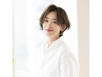 ヨコ 元住吉(yoco)の写真/白髪染めも白髪ぼかしも得意！500色以上のカラー剤と最高品質の薬剤で艶髪へ☆