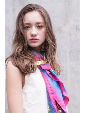 エース (ACE) ACE 大人可愛い×ヌーディーベージュ 横浜