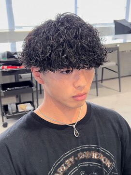 ザ サードヘアー 津田沼 (THE 3rd HAIR) 刈り上げマッシュ　ツーブロック　波巻き