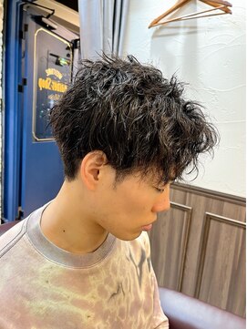 ミリオンバックス 上野(Million Bucks) ツーブロ耳かけツイストスパイラル[メンズ/上野]