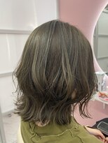 ビンナ(BINNA)&nbsp;ブリーチなしオリーブグレージュ【浅草駅】