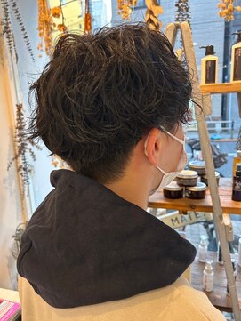 ココロカラ(Cocorokara) ツイストスパイラルパーマツーブロック