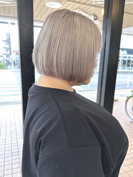 ハート(HART) ホワイトベージュ×ボブ