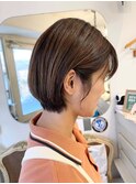 前髪あり人気のショートボブ前下がりミニボブ20代30代梅ヶ丘