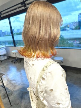 ニュート(Neut ) ベージュカラー裾カラーオレンジ裾カラーイエローエンドカラー