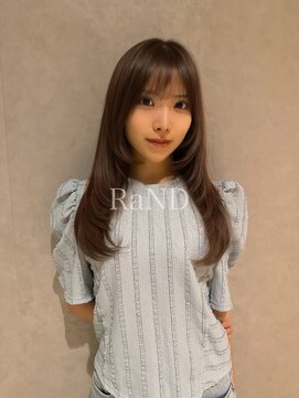 ランド(RaND) ★斜めバングうるツヤ大人可愛いうる艷髪小顔カット