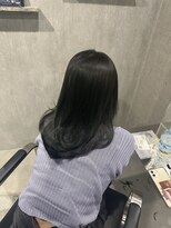 ラック(LUCK)&nbsp;レイヤーぱっつん前髪ステップボーンカットシルキー船橋/韓国