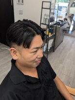 イーストバイエルゴ 川崎東口(EAST by ergo) メンズ刈上げ2ブロックセンターパート