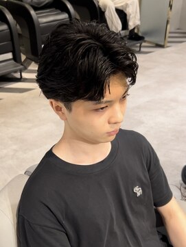 ゼスト リル 新宿(ZEST lill) フェザーショート フェザーパーマ メンズショート 新宿 落合陽世