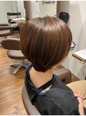 ショートボブ