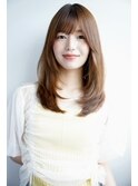 ナチュラルハイトーン×レイヤースタイル