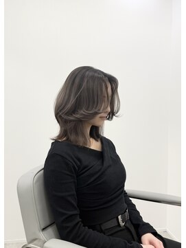 レアル 心斎橋 大阪(REAL) ミルクティーベージュ/ブリーチ/ダブルカラー/ベージュ/心斎橋