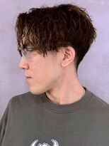 ディスイズバーバー(THIS IS BARBER)&nbsp;ツイスパ メンズパーマ ブラウン 刈り上げ ツーブロック【札幌】
