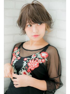 ローマ ギンザ(ROMA Ginza) 『ROMA』インナーカラー×フェアリーパーマ 大人抜け感ショート